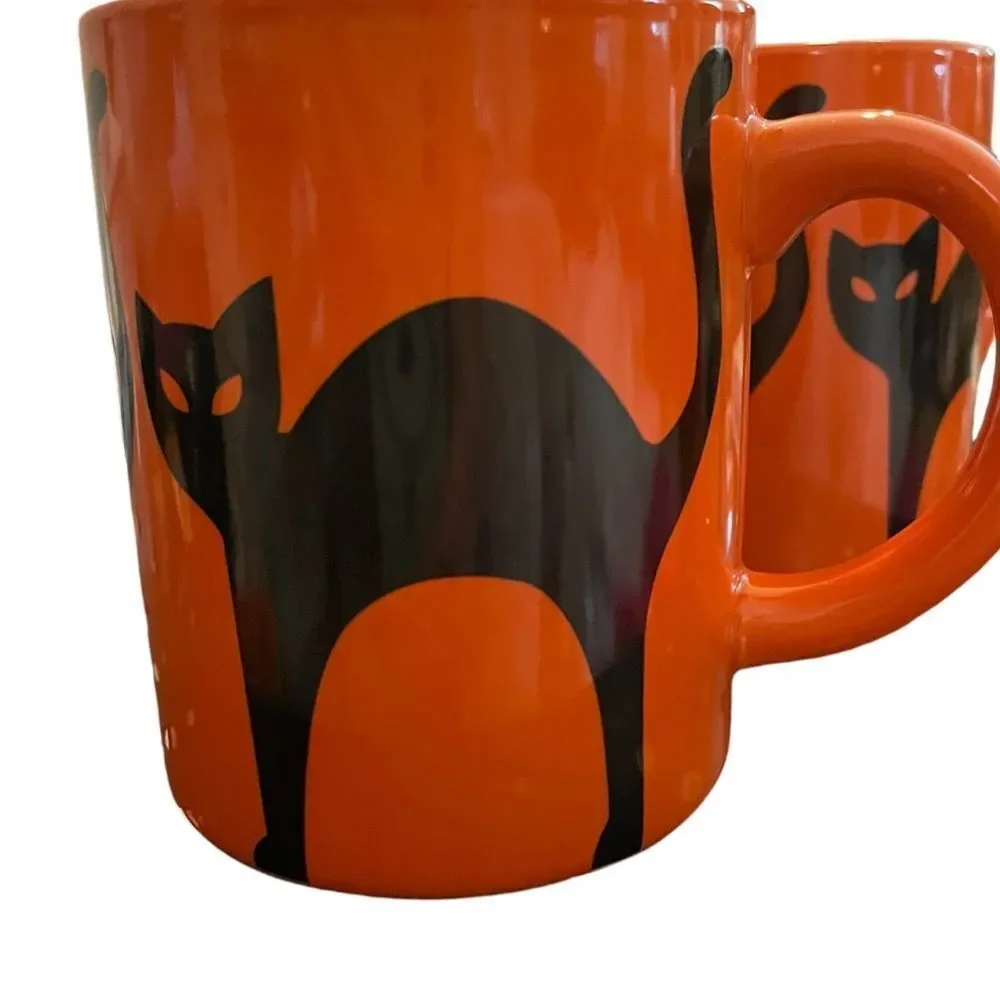 2 BLACK CAT COFFEE MUGS‎